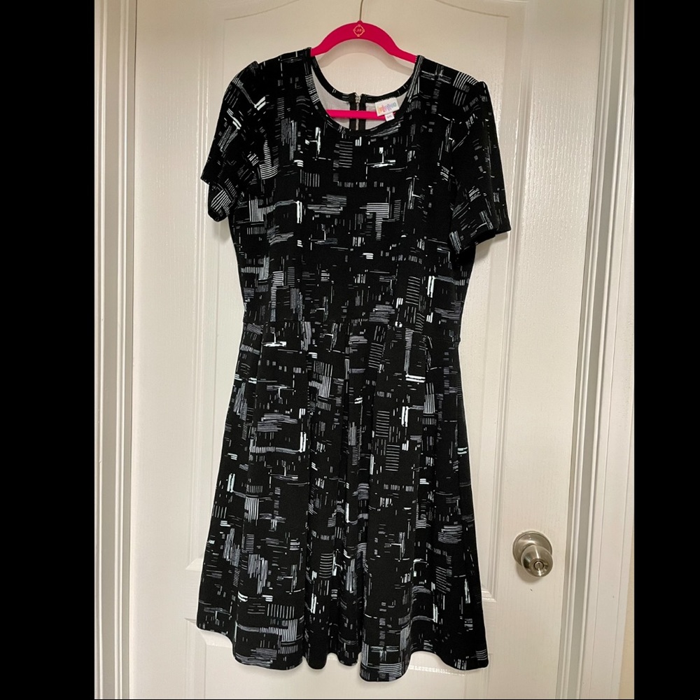 PLUS LLR LuLaRoe Amelia Textured Fit n Flare Dress 3XL 3X 24 24W